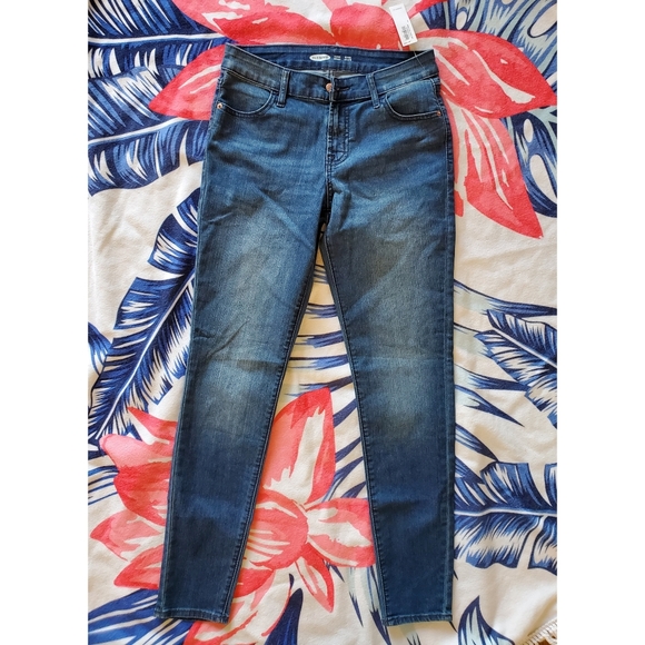 2/$20 Mid-Rise Super Skinny Jeans for Women-nwt - Picture 3 of 5